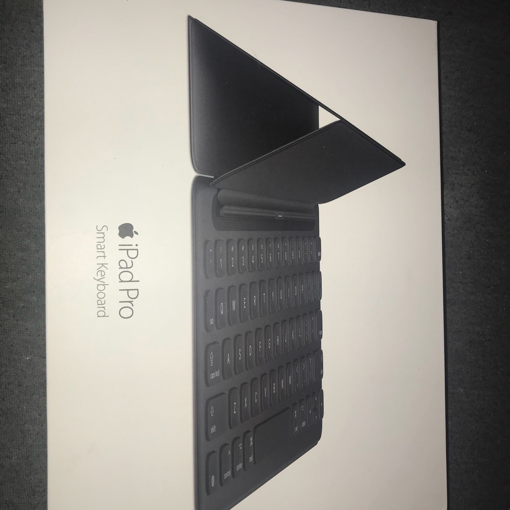 iPad Pro Smart Keyboard – BRAND NEW